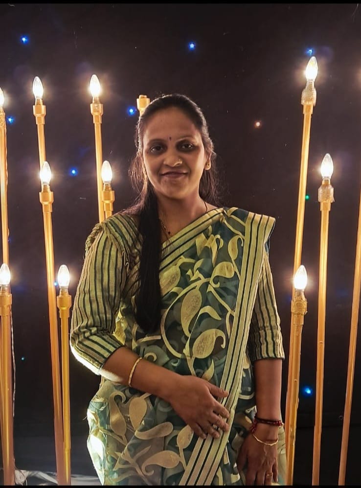Mrs. Reshma Chopda — Family and Business